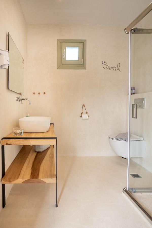 Sea And Sun Luxury Pools' Villas Хорефто Екстериор снимка
