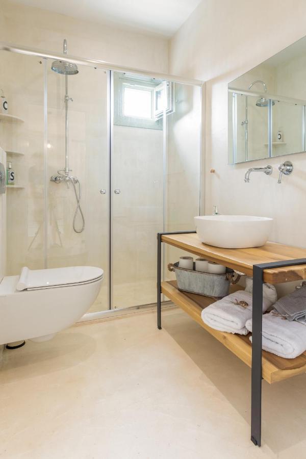 Sea And Sun Luxury Pools' Villas Хорефто Екстериор снимка