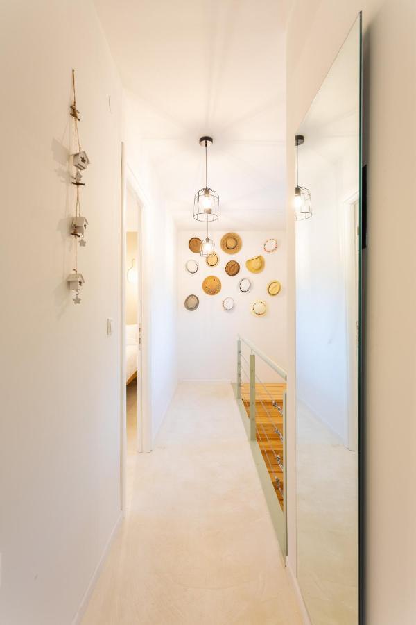 Sea And Sun Luxury Pools' Villas Хорефто Екстериор снимка